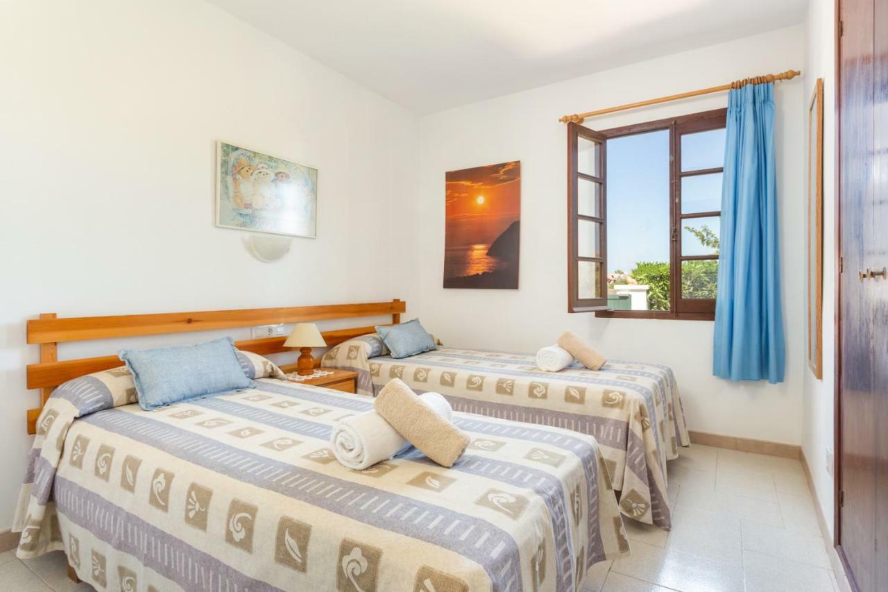 Villa Bon Sol Cala en Bosch Luaran gambar